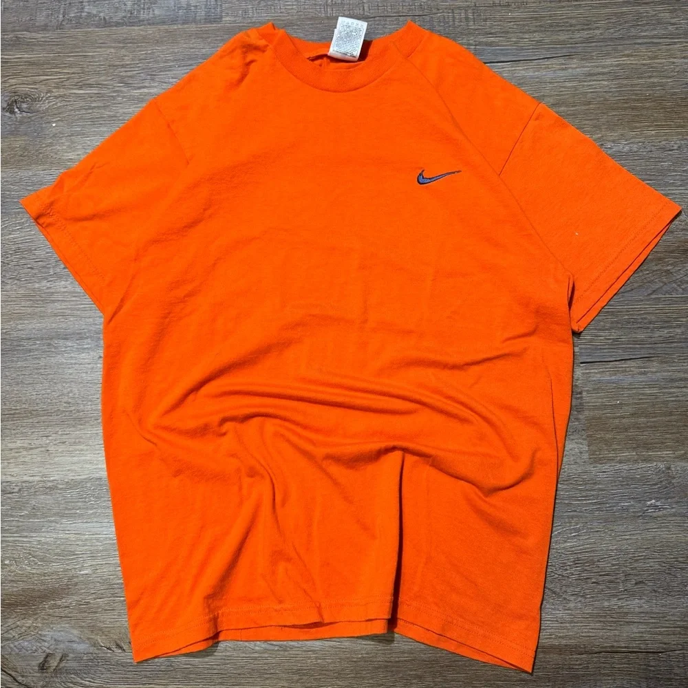 VTG ‘90s Nike T shirt‎